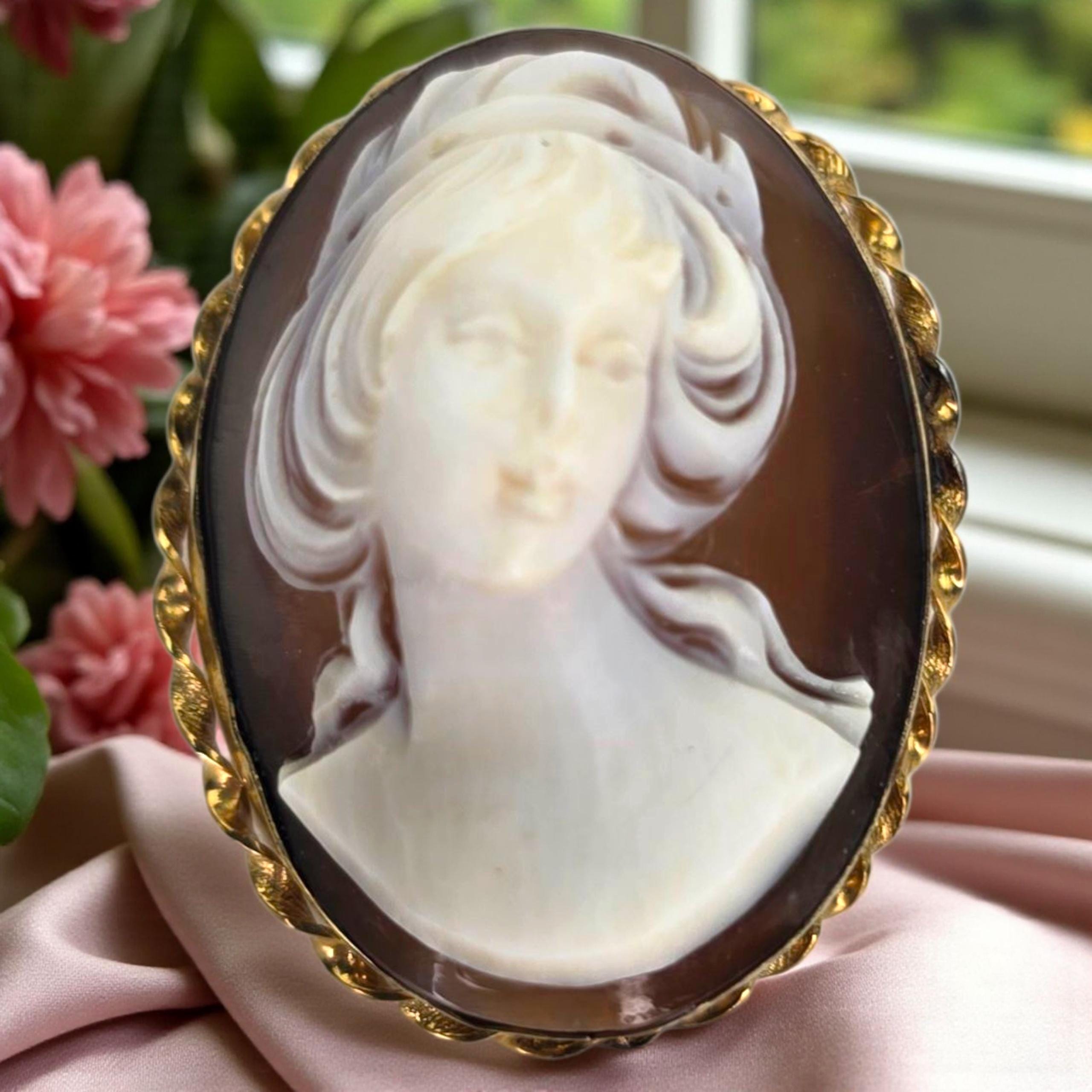 ヴィンテージ ゴールドフィルド ハイレリーフ シェルカメオ ブローチ
