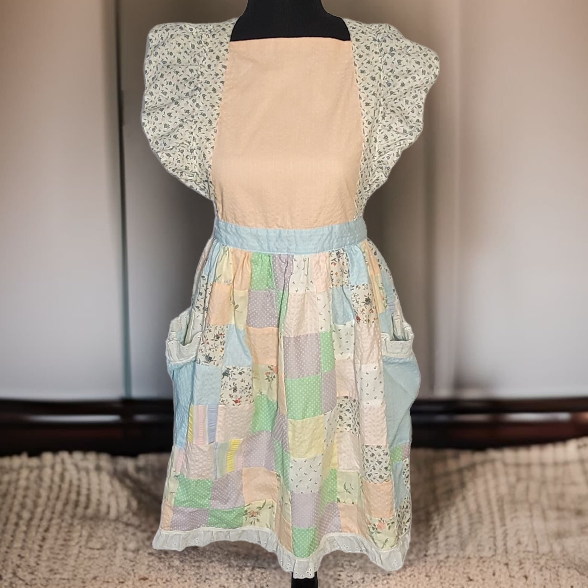 Vintage Handmade Apron Patchwork Quilt Multicolored Apron