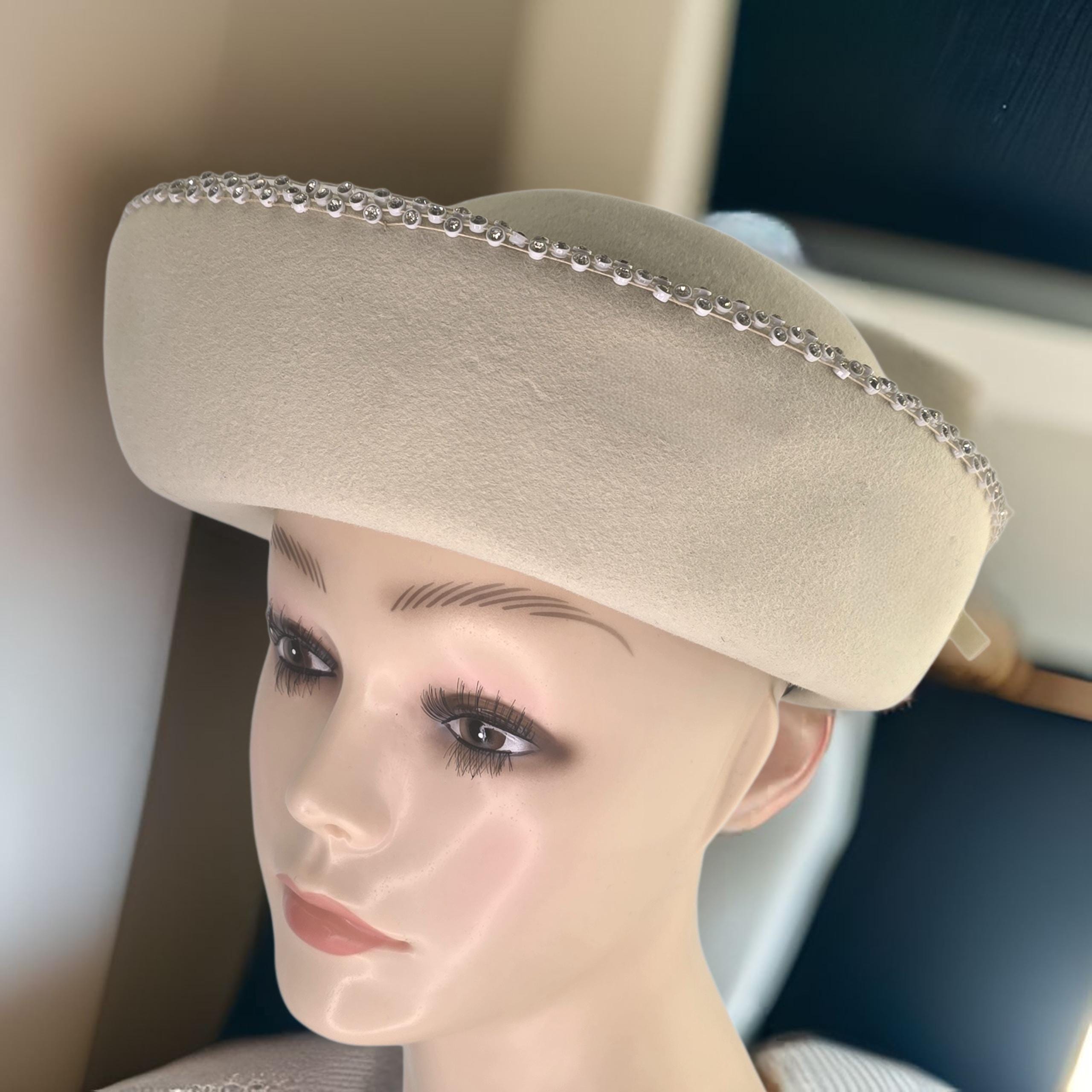 Woman’s rare cream wool VTG hat Womens 1920s Vintage Wool Blend Cloche Church Hat Winter  main image 4