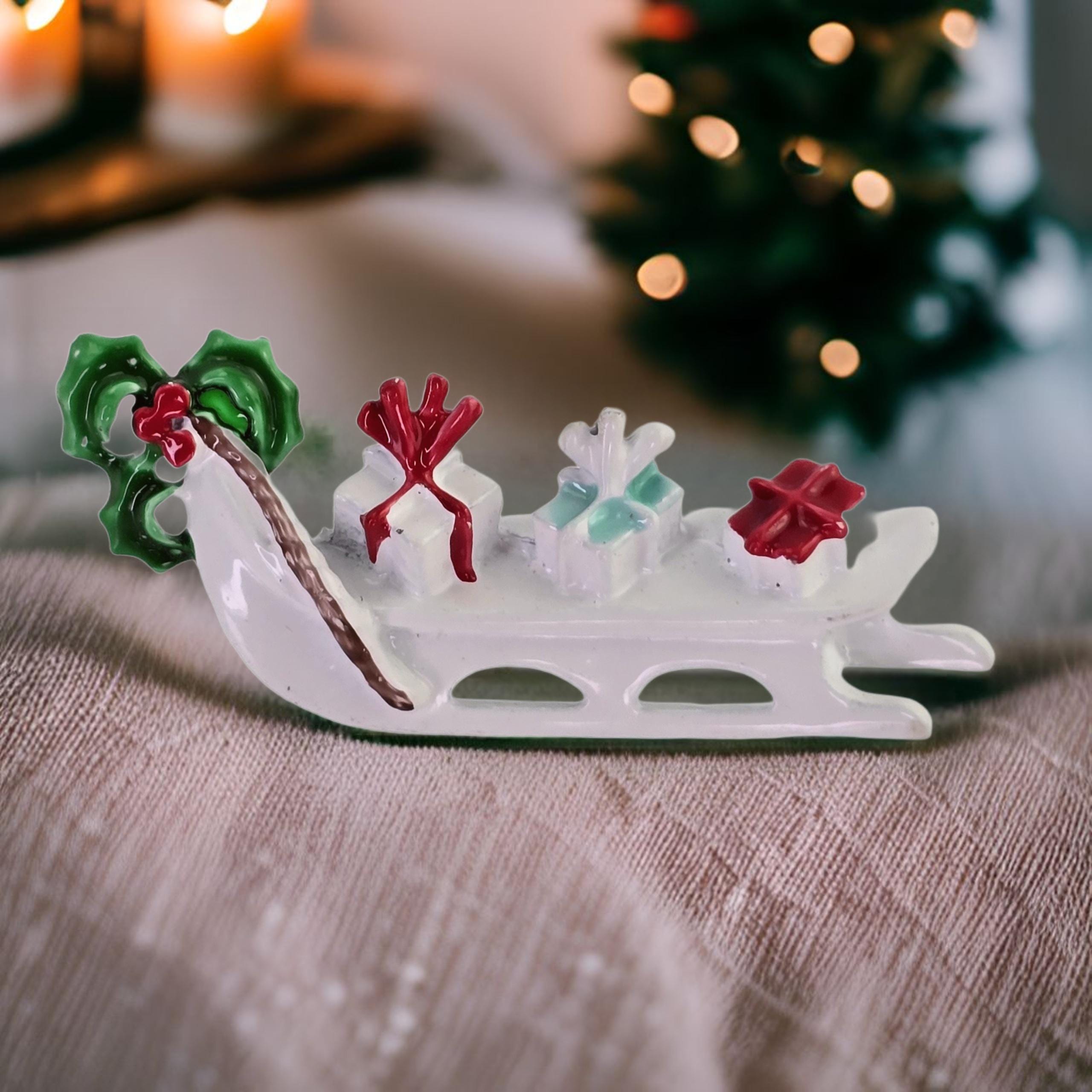 ヴィンテージ ホリデー そりブローチ 1950年代 クリスマス そり ドレス