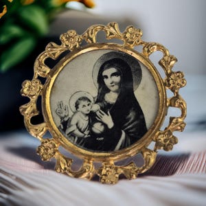 Vintage Virgin Mary Pinback Button Mid-Century Christian Brooch Vintage Religious Baroque Pin Mother Mary Brooch Religious Jewelry Gift