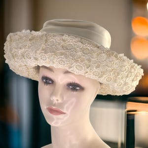 Retro?Fur hat Sears Millinery & Pearl 925 bracelet 10” SEARS Fashion Vintage 1960s 70s White Rabbit Fur Hat, Mod | eBay main image 4