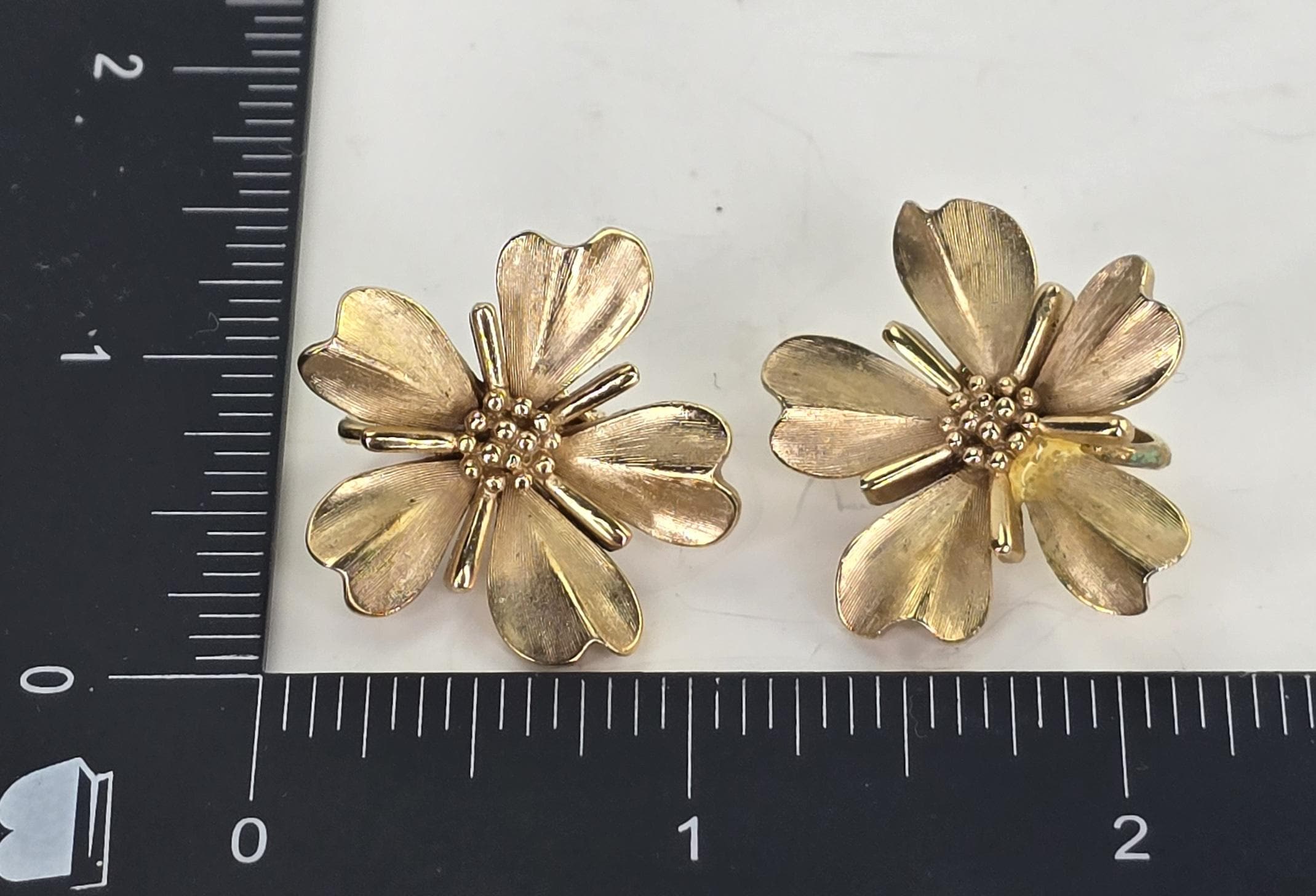 Vintage Crown Trifari Jewelry Set Gold Tone Vintage Trifari