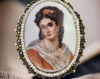 Vintage French Limoges Brooch Hand Painted Porcelain Lady Brooch Porcelain Painted Head Brooch Victorian Lady Pin Painted Vintage Brooch
