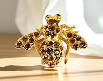Joan Rivers Signed Beautiful Golden Bee Brooch Pin Orange