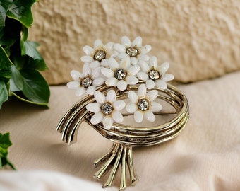 Vintage 1950's Brooch Signed Coro White Thermoset Daisy Bouquet w Rhinestone Centers Flower Pin