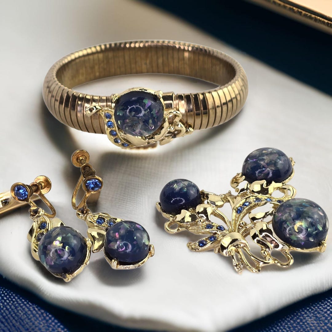 Vintage Blue Confetti Jewelry Set Gold Tone Matching Brooch Bracelet ...