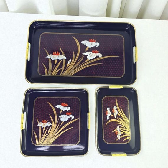Vintage 3 Piece Black Lacquered Tray Set With Floral Design Trays