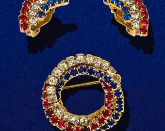 Vintage Patriotic Rot Weiß Blau Strass Gold Ton Brosche und Passende Ohrclips Set 4