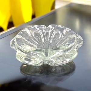 Vintage MCM Murano Art Glass Ashtray Midcentury Murano Glass Ashtray Vintage Controlled Bubble Murano Bullicante Art Glass Trinket Dish
