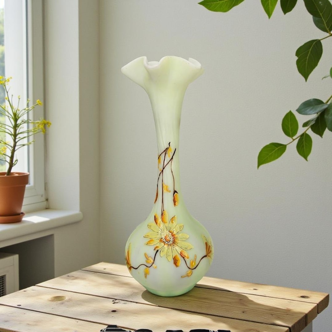 Vintage Glass Vase | 碧と金 ヴェネチアン様式 手吹き花瓶 Vintage Mid 20th Century Hand Blown Colorful Glass Vase | Chairish
