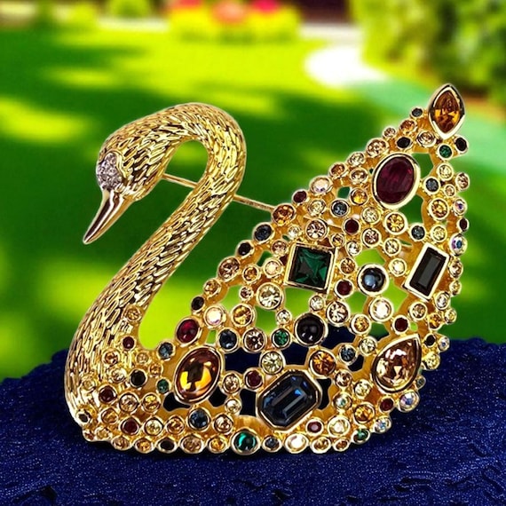 Vintage 1995 Swarovski SCS Member Centenary Swan Brooch Multicolor 