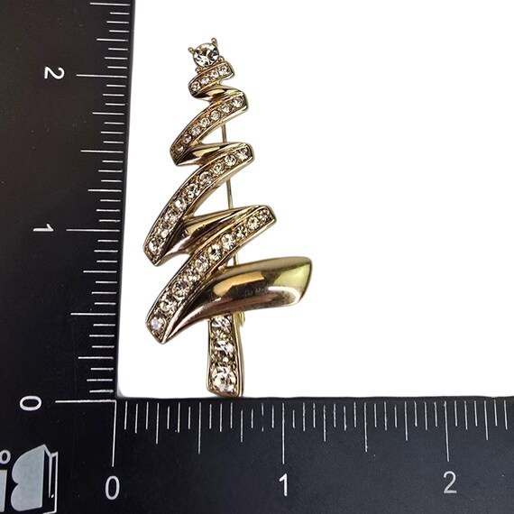 Vintage Signed Monet Christmas Tree Brooch Gold Tone Rhinestone
