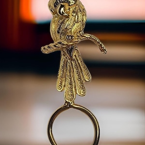 Vintage Parrot Brooch Gold Tone Bird Lover Jewelry Unique Parrot Pin Vintage Bird Charm Holder Brooch Parrot Gift Unique Bird Brooch Vintage