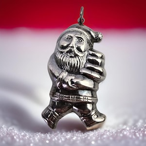 Vintage Santa Pendant Sterling Silver Santa Clause Pendant 925 Santa Christmas Pendant Sterling Holiday Jewelry Vintage Christmas Pendant