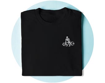 Skeleton Deadlift T-Shirt: Minimalist Gym Tee