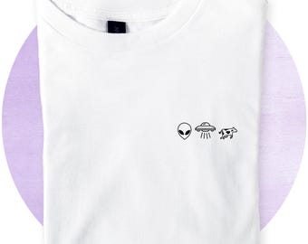 Alien T-Shirt - Minimalist Shirt - Funny UFO Abduction - Conspiracy Gift