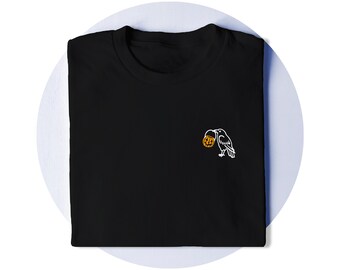 Halloween  Crow T-Shirt | Spooky Season | Gothic Pumpkin Tee | Trick Or Treat Shirt | Witchy Gift | Halloween Gift | Unisex Clothing