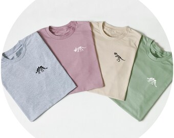 Skeleton Dinosaur T-Shirt | Dinosaur Lover Gift | Dino Shirt | Fossil Tee | T-Rex | Triceratops Stegosaurus | Gift for Men & Women