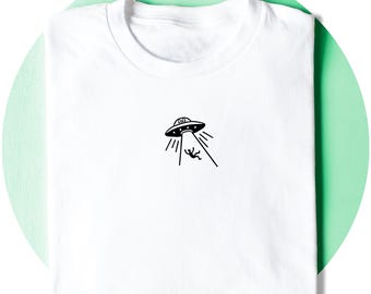 UFO Shirt – Minimalist T-shirt - Alien Abduction - Funny Sci-Fi Graphic - Conspiracy Gift