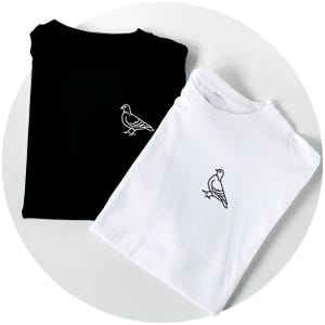 Pigeon T-shirt - Minimalist Shirt - Pigeons lover Gift - Bird lover - Vintage Wildlife image 2