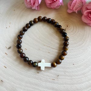 Tiger’s Eye Beaded Cross Bracelet – Unisex Christian Jewelry – Healing Stone Faith Bracelet – Spiritual Religious Gift