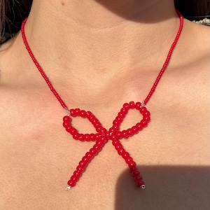 beaded bow necklace
