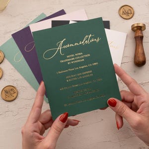 Goldfolien-Unterkunftskarte für Hochzeiten, Elegante Gastinformationen, personalisierte Hochzeitsdetails