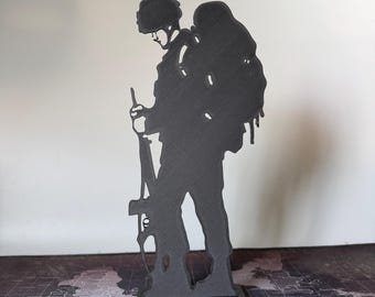 Statue commémorative du soldat des Malouines | Présentoir hommage militaire imprimé en 3D | Cadeau pour vétéran de la guerre des Malouines | Décoration commémorative des forces armées
