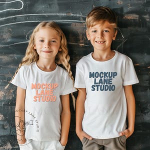 Bella + Toile 3001 ans, frères et sœurs, maquette de t-shirt blanc pour jeunes, BC3001A, maquette de retour à l'école, T-shirt blanc unisexe garçon fille modifiable sur toile