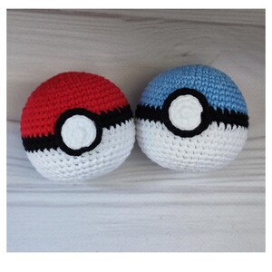 Handmade Crochet Ball Plush Pokeball keychain key Poke Ball Amigurumi Toy