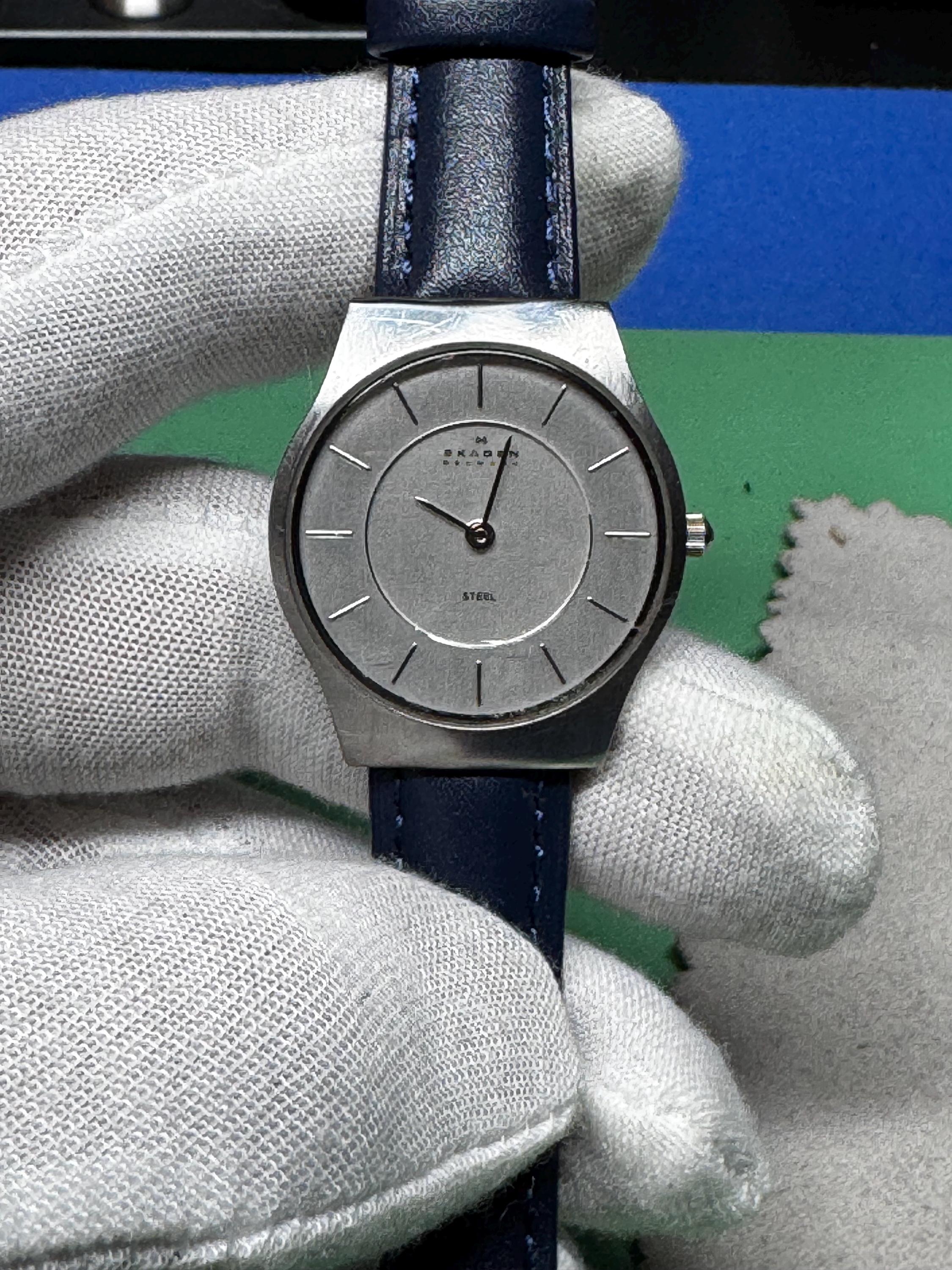 Skagen Scandinavian Minimalist Watch | Black Leather & Silver