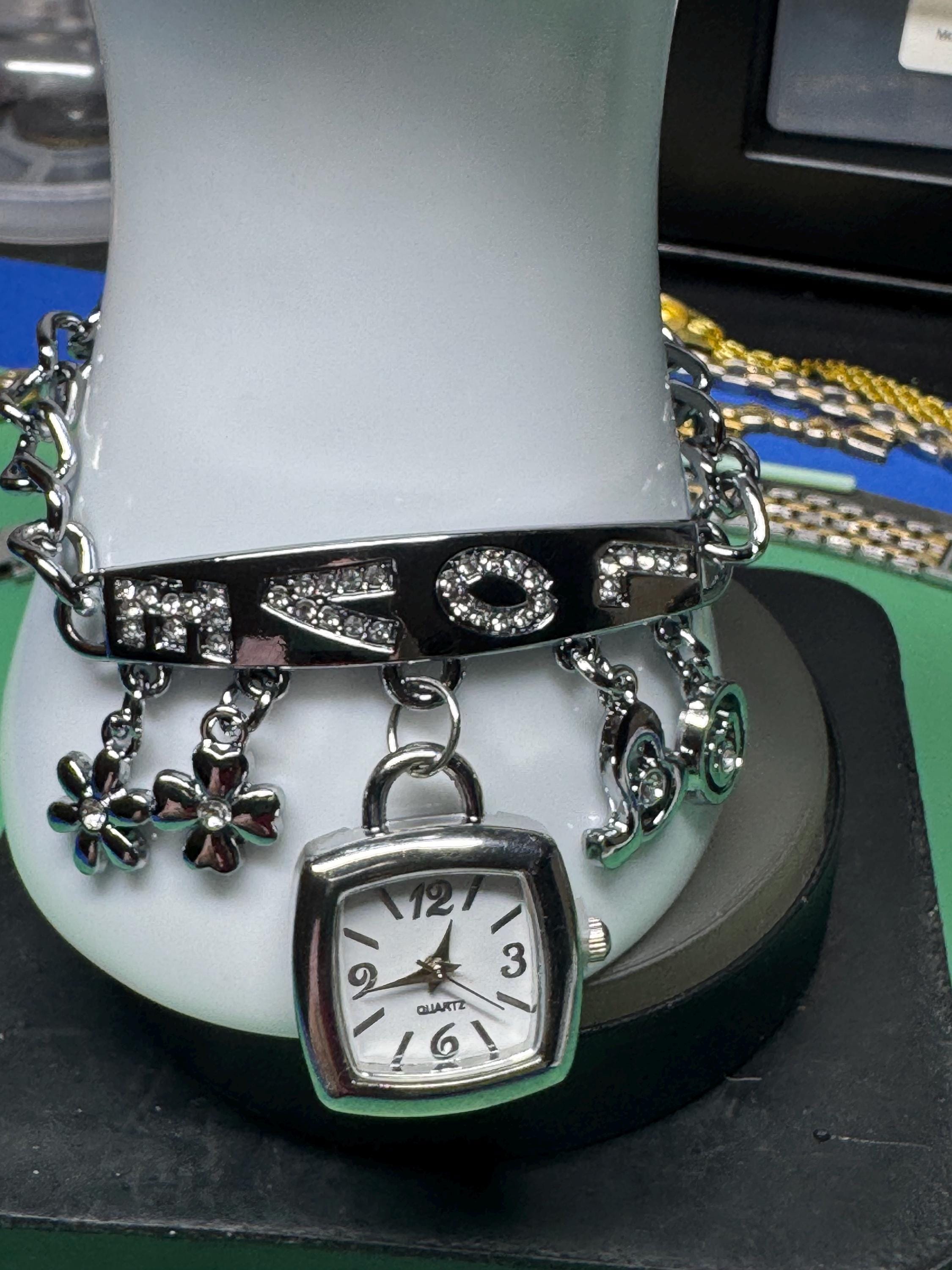 Silver Charm Bracelet Watch Paw Charm Steel Bracelet Band for Apple Watch – Fancy Bands main image 3
