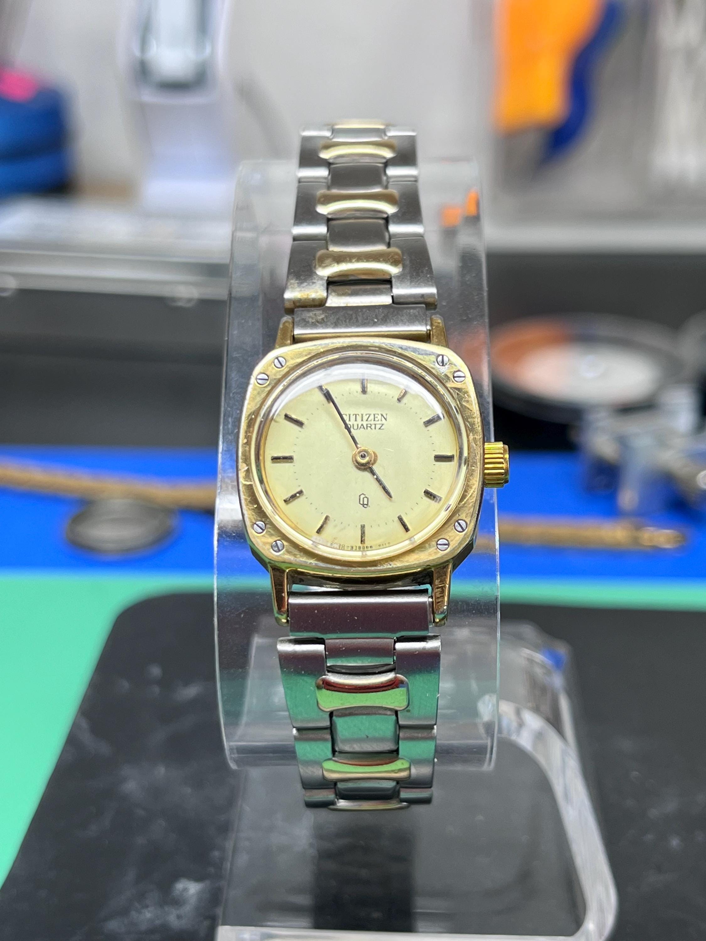 Vintage 1982 Gold Tone Citizen Watch for Women With Italian 