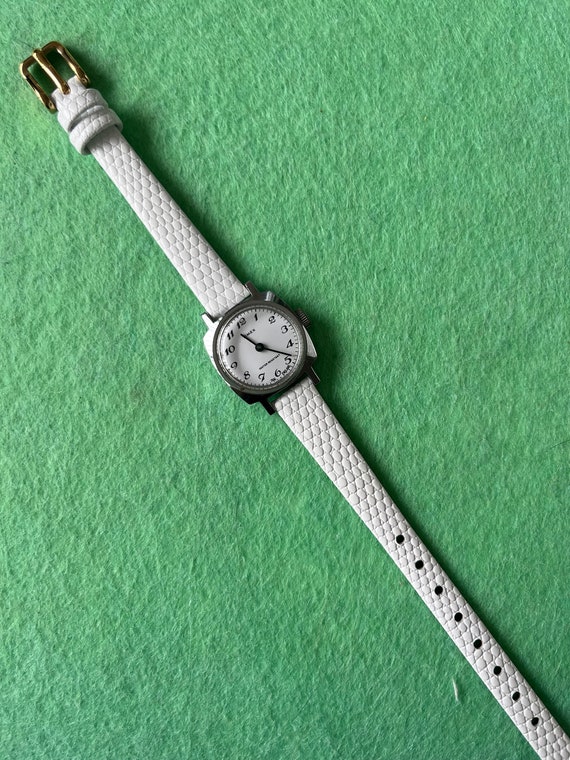 Clean white dial vintage ladies Timex - image 2