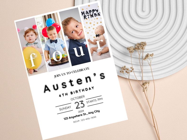 K&ouml;nnte beinhalten: Eine wei&szlig;e und schwarze Geburtstagseinladung mit einer Fotocollage eines Jungen in verschiedenen Altersstufen. Die Einladung lautet "Feiern Sie mit uns Austens 4. Geburtstag" und enth&auml;lt Datum, Uhrzeit und Ort der Party.