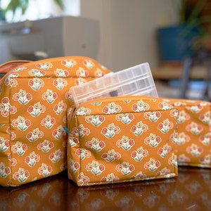 Cute Zippered Travel Bag Pattern
