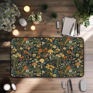 Tappetino da scrivania floreale estetico, decorazione da scrivania Whimsigoth, accessori per PC Dark Cottagecore, 3 misure, graziosi accessori da scrivania, idea regalo con decorazione a forma di fungo