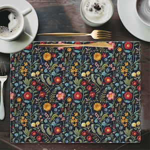 Florales Platzset, dunkles Cottagecore Tischset, 100% Baumwolle Umweltfreundliches florales Gedeck, Küchenzubehör, 18 "x 14", gedrucktes Design