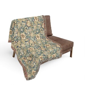 Floral Woven Blanket, Vintage Style Home Decor, Jacquard Heirloom Tapestry Throw, Cottagecore Decor Gift for Weddings or Housewarming image 7