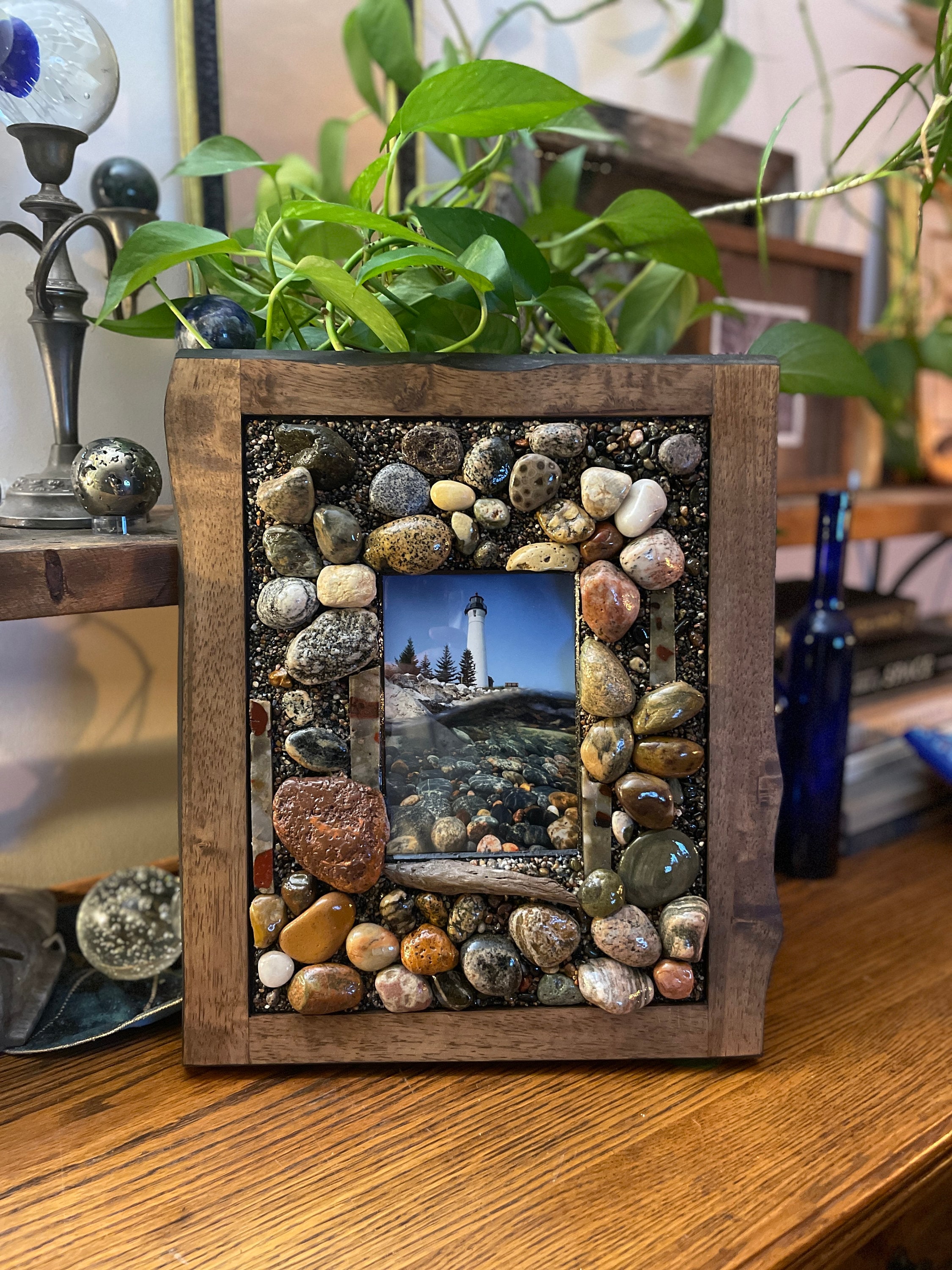 Great Lakes rock frame with Petoskey stones and other fossils, fluorescent sodalites (yooperlites), puddingstones, and more!