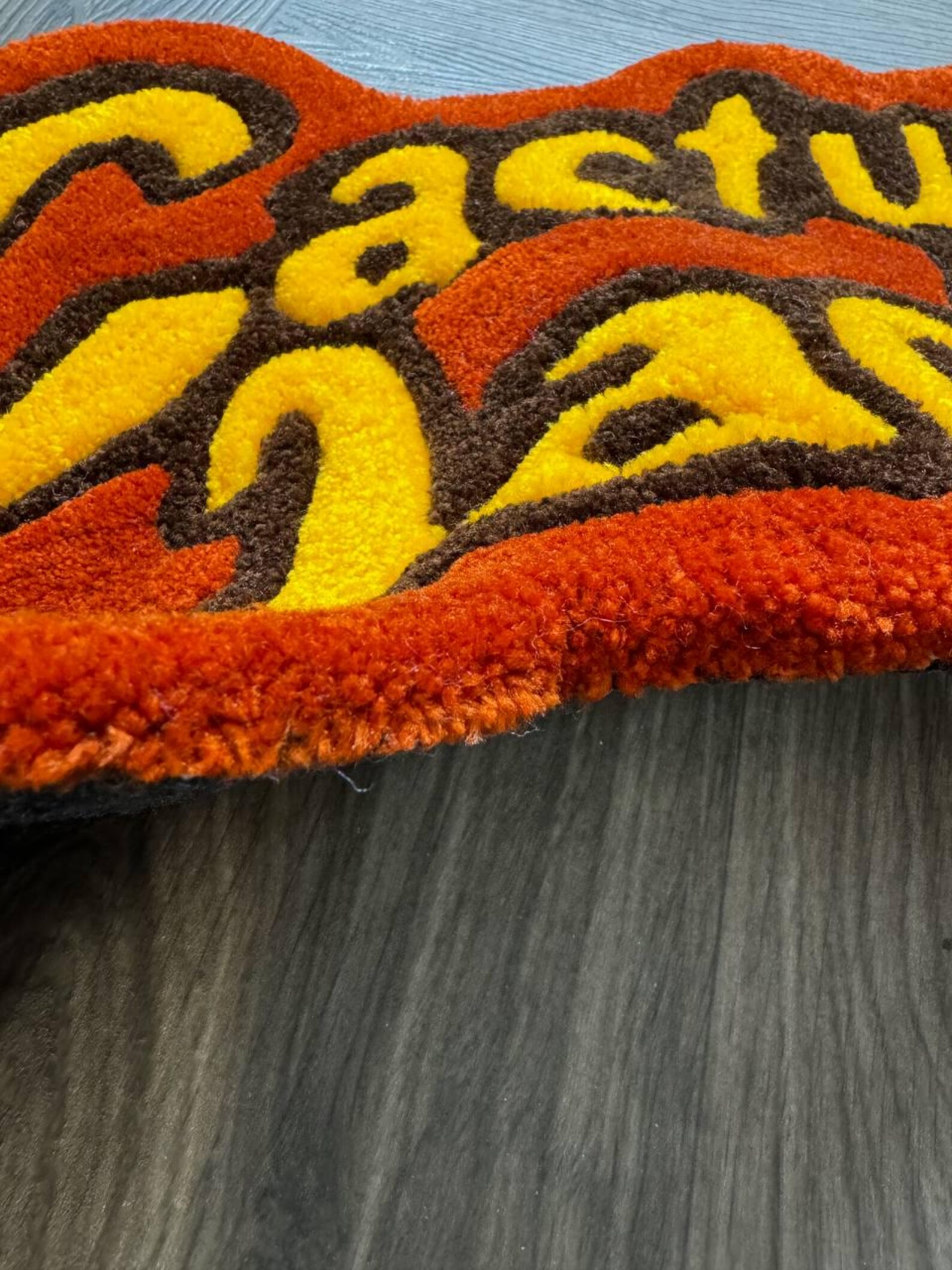Tufted Rug Logo .hypebeast Rug.rugs for Bedroom Aesthetic.cool Rugs ...