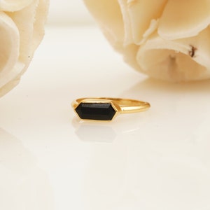 Hexagon Cut Natural Black Onyx Solitaire Engagement Ring Art Deco Onyx Ring Unique Gemstone Propose Promise Wedding Anniversary Ring For Her image 3