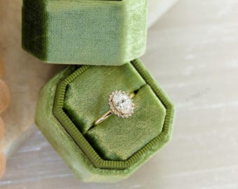Vintage Oval Cut Moissanite Engagement Ring, Brilliant Oval Moissanite Halo Ring, 14K Gold Floral Promise Ring, Cocktail Gift Ring for Women