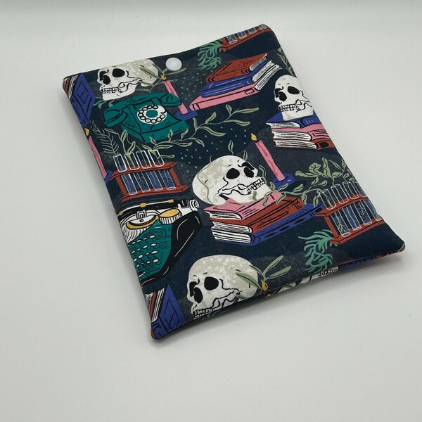 Handmade Navy Skull and Books Design Padded Kindle Sleeve | Kindle eReader Protector/Cover