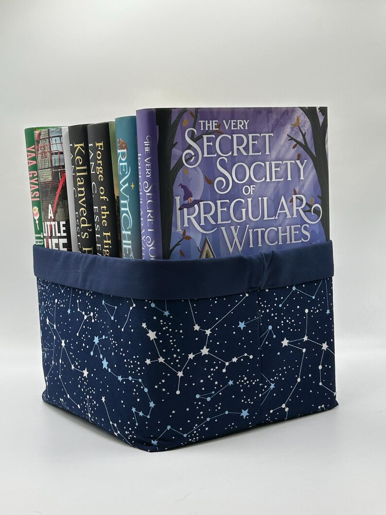 Handmade TBR Book Basket | Fabric Book Organiser | Navy Starry Design ...