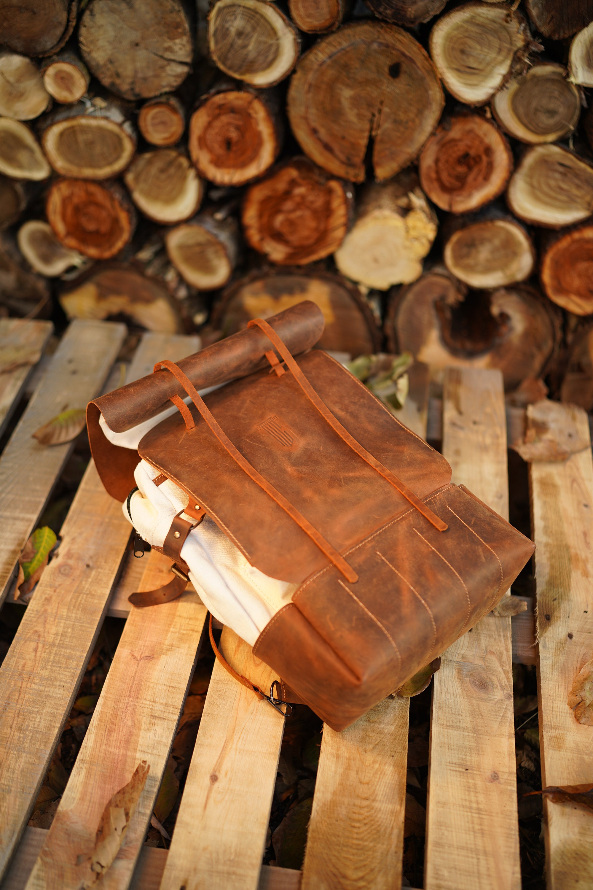 Handmade Cowhide Leather Canvas Backpack – Bushcraft Hiking  display picture 1