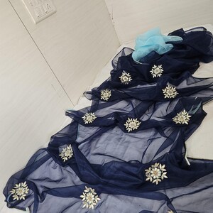 Sari de seda y organza hecho a mano: vestido de boda indio con blusa