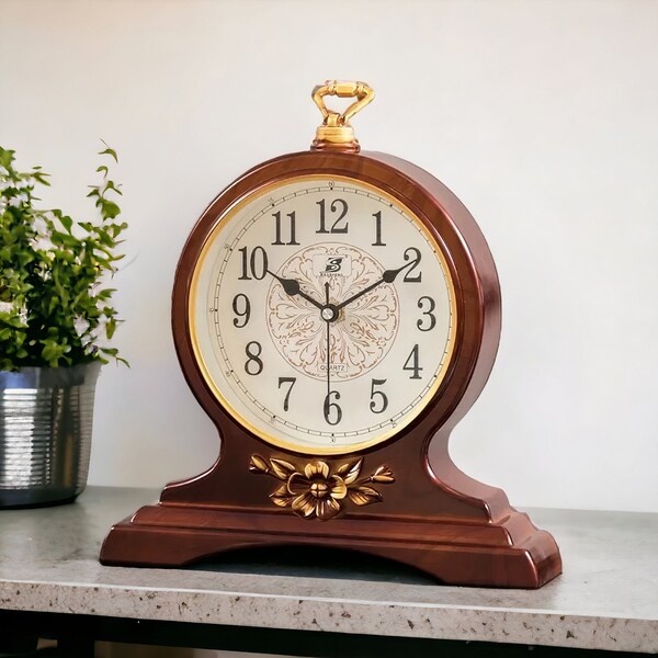 European style centerpiece retro clock living room