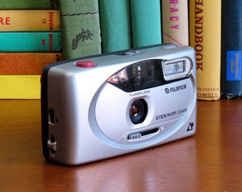 Fujifilm Endeavor 20 Auto - Vintage Camera - APS Film Cartridge